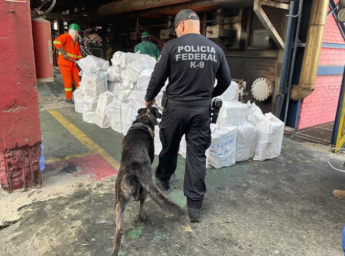 Polícia Federal incinera mais de sete toneladas de drogas apreendias no RN