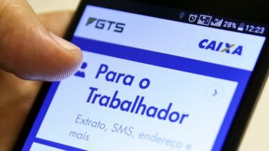 Trabalhador tem até amanhã para sacar R$1.000 de FGTS extraordinário; veja como pedir