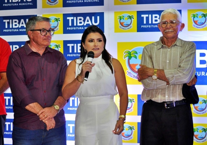 Prefeitura de Tibau realiza entrega de veículos e equipamentos para a saúde