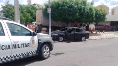 Homem é morto a tiros dentro de veículo no Bairro Santo Antônio, em Mossoró