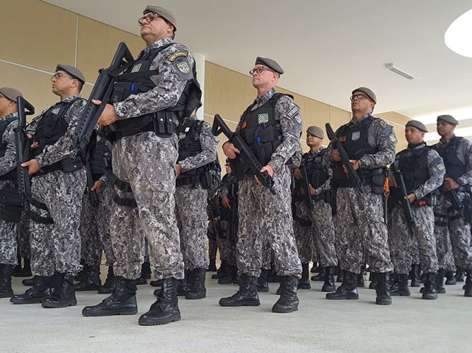 Helicópteros e policiais do Ceará e da Paraíba reforçam segurança pública do RN