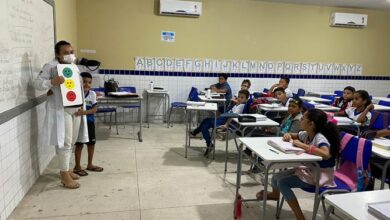 Semáforo do toque: Escolas do município de Tibau estão realizando as ações do Programa Saúde na Escola (PSE)