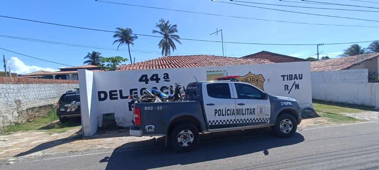 Polícia Militar apreende duas motocicletas irregulares em Grossos