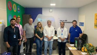 Sala do Empreendedor de Tibau recebe visita de Gestora de Políticas Públicas do Sebrae/RN