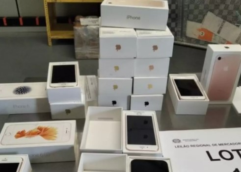 Leilão online da Receita Federal tem iPhone, Xiaomi e até robô aspirador por preço baixo