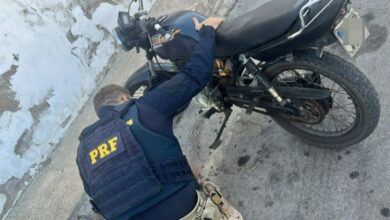 PRF prende homem e apreende motocicleta com motor roubado em Areia Branca