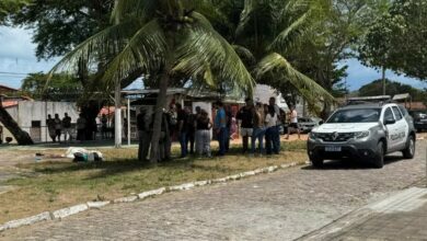 Homem é preso após decapitar e matar o pai em praça de Natal