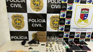 PCRN e PMRN prendem seis pessoas e um suspeito morre em confronto durante operação contra facção criminosa em Tibau do Sul